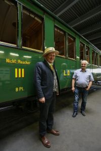 Club-1889-Präsident Fredy Pfister und Projektleiter Armin Brüngger strahlen über beide Ohren